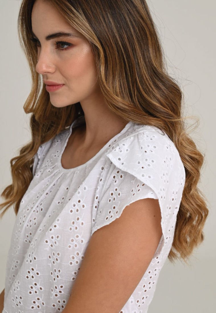 Blusa Ojalillo Agarden Blanco Ragged Pf11112551 Compra Ahora Dafiti Colombia