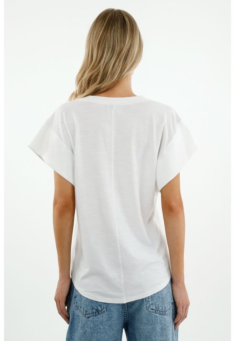 antes de enfocar Saco Camiseta Con Hombro Caído Blanca Para Mujer - Compra Ahora | Dafiti Colombia