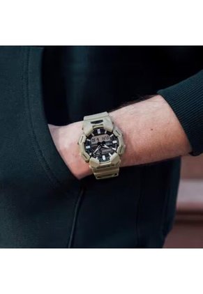 Reloj G-Shock Modelo GA-010-5ADR Beige Hombre