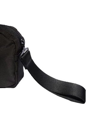 Bolso Adidas Pequeña Essential