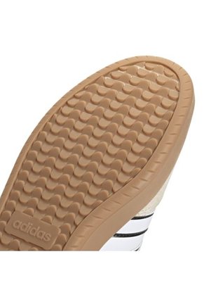 ZAPATILLA ADIDAS HOMBRE BARREDA - JH7106