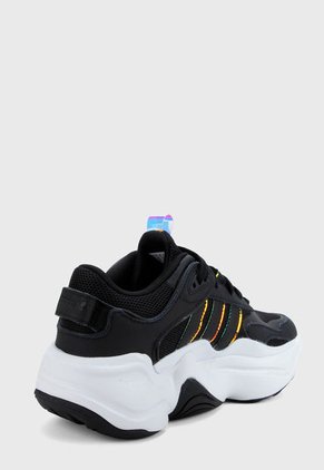 Tenis Lifestyle Negro-Blanco adidas Originals Magmur Runner