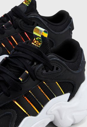 Tenis Lifestyle Negro-Blanco adidas Originals Magmur Runner