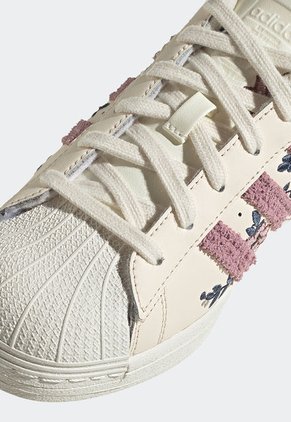 Tenis Lifestyle Beige-Lila-Azul adidas Originals Superstar