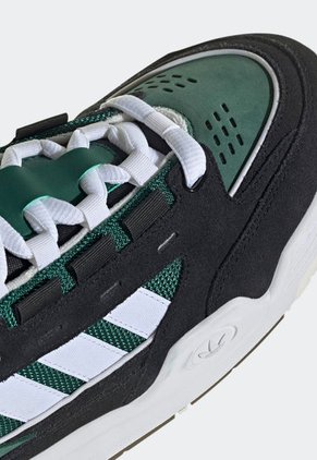 Tenis Lifestyle Negro-Verde-Blanco adidas Originals Adi2000