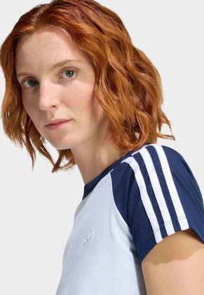 Camiseta adidas Originals ST Celeste Claro