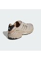 Tenis Beige Adidas Adistar Control 3 Beige de adidas Originals