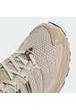 Tenis Beige Adidas Adistar Control 3 Beige de adidas Originals