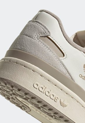 Tenis Lifestyle Marfil-Beige-Gris adidas Originals Forum 84 Low