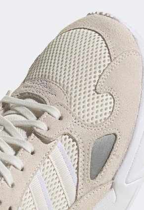 Tenis Lifestyle Beige-Blanco-Rosa adidas Originals Falcon