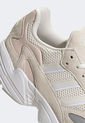 Tenis Lifestyle Beige-Blanco-Rosa adidas Originals Falcon de adidas Originals
