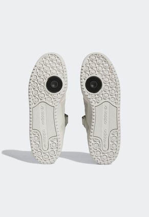 Tenis Lifestyle Beige-Negro-Gris adidas Originals Forum Low