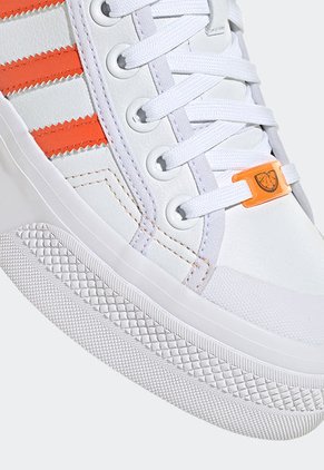 Tenis Lifestyle Blanco-Naranja adidas Originals NIZZA PLATFORM MID VEGAN SHOES