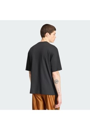 Camiseta Negra Adidas Etiqueta La Lengüeta Camuflaje Hombre