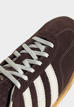 Tenis Lifestyle adidas Originals Gazelle Lo Pro Marrón