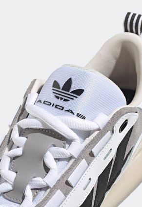 Tenis Lifestyle Marfil-Negro-Beige adidas Originals Adi2000