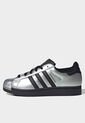 Tenis adidas Originals Superstar II Plateado de adidas Originals