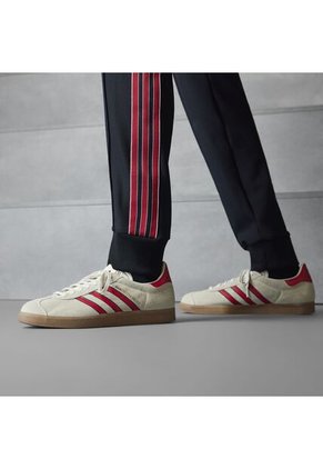 Adidas Originals Tenis Adidas Unisex Gazelle Terrace Manchester United - Rojo Tenis