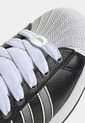 Tenis adidas Originals Superstar II Negro de adidas Originals