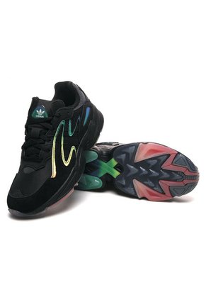 Tenis Lifestyle Negro-Amarillo-Verde adidas Originals Yung-96 Chasm