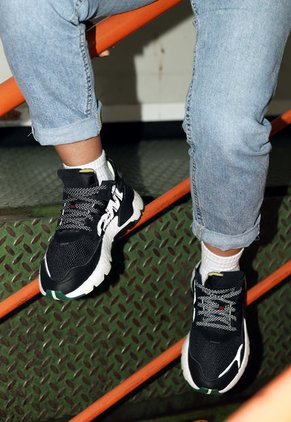 Tenis Lifestyle Negro-Blanco adidas Originals Nite Jogger W