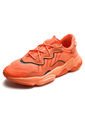 Tenis Naranja adidas Originals Ozweego de adidas Originals