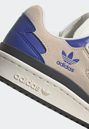 Tenis Lifestyle Beige-Negro-Azul adidas Originals Forum Low