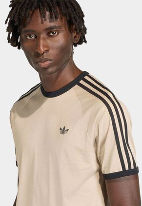 Camiseta adidas Originals Caqui