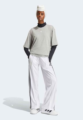 Camiseta adidas Originals Essentials Boyfriend Gris