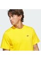 Camiseta Skate Amarilla Adidas 4.0 Logo de adidas Originals