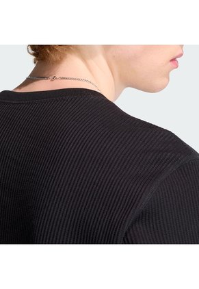 Camiseta Negra Adidas Trifolio Essentials Hombre