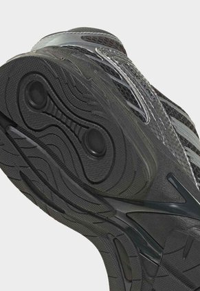 Tenis adidas Adistar Control 3 Negro