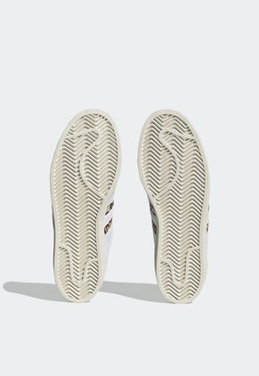 Tenis Lifestyle Blanco-Negro-Beige adidas Originals Superstar