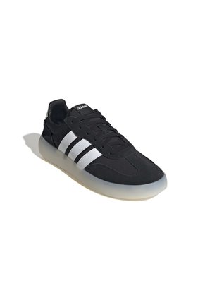 TENIS ADIDAS HOMBRE JI2316 BARREDA DECOD Talla 9.5
