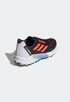 Trail Running Negro-Salmón-Blanco adidas Performance Terrex Agravic Flow 2