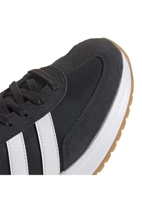 TENIS ADIDAS HOMBRE IH8585 RUN 70S 2.0 Talla 8.5