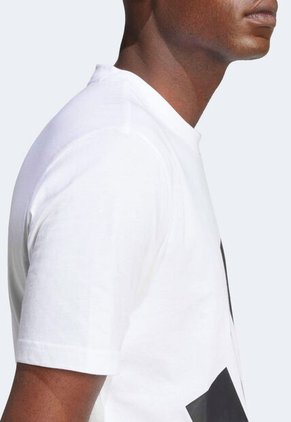 Camiseta adidas Sportswear Essentials Blanco