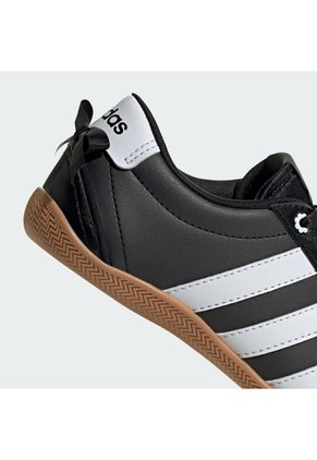 Tenis Negro Adidas Grand Court Lo Niños