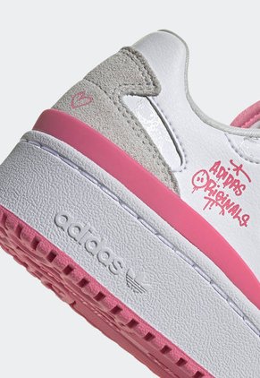 Tenis Lifestyle Blanco-Gris-Fucsia adidas Originals Forum Bold x Hello Kitty & Friends