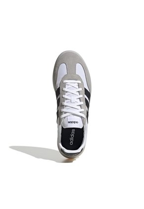 TENIS ADIDAS HOMBRE JI2315 BARREDA DECOD Talla 7