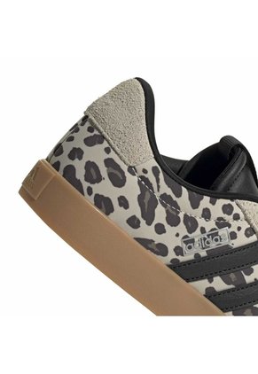 TENIS ADIDAS MUJER KI2689 VL COURT 3.0 Talla 8.5