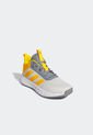 Tenis Basketball Gris-Amarillo-Blanco adidas Performance OwnTheGame de adidas Performance