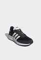 Tenis Lifestyle Negro-Marfil-Blanco adidas Performance Run 70s de adidas Performance