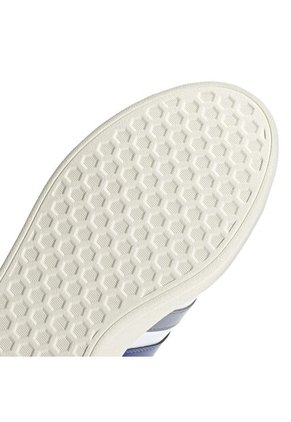 TENIS ADIDAS HOMBRE JH8610 GRAND COURT B Talla 8