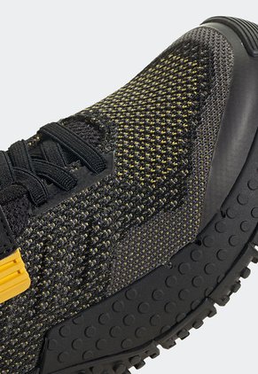 Tenis Lifestyle Negro-Amarillo adidas Performance Lego Sport Pro EL K