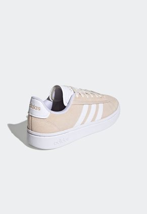 Tenis Lifestyle Beige-Blanco adidas Performance Grand Court Alpha