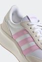 Tenis Lifestyle Beige-Blanco-Rosa adidas Performance Run 70's de adidas Performance