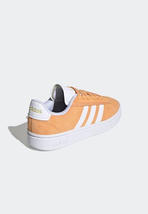 Tenis Lifestyle Naranja-Blanco adidas Performance Grand Court Cloudfoam Comfort