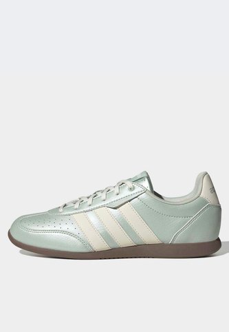 Tenis Lifestyle adidas Sportswear Barreda Lo Verde adidas Performance
