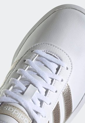 Tenis Lifestyle Blanco-Plateado-Beige adidas Performance Court Plataforma